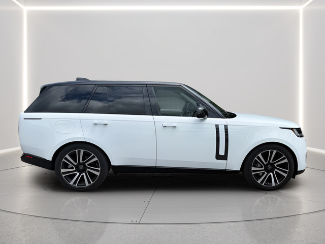 Used 2023 Land Rover Range Rover SE AWD/4WD image 6