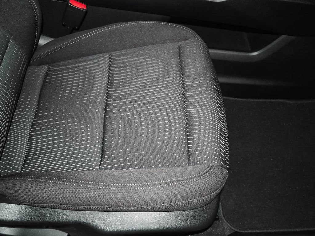 Used 2025 Chevrolet Equinox LT image 18