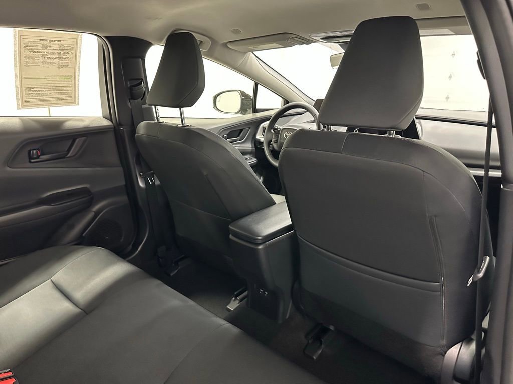Used 2025 Toyota Prius LE FWD image 56