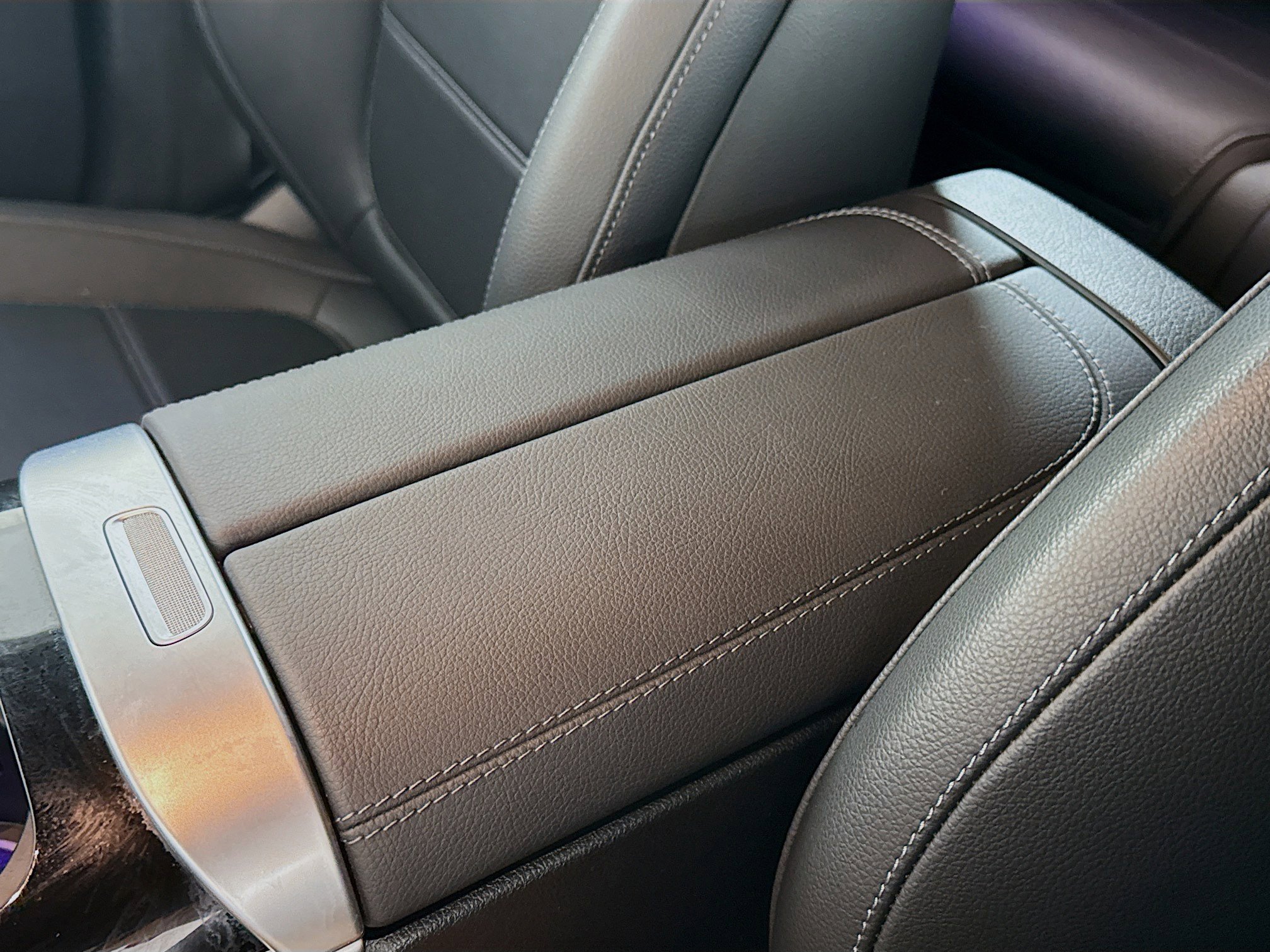 Used 2024 Mercedes-Benz GLC 300 4MATIC image 18