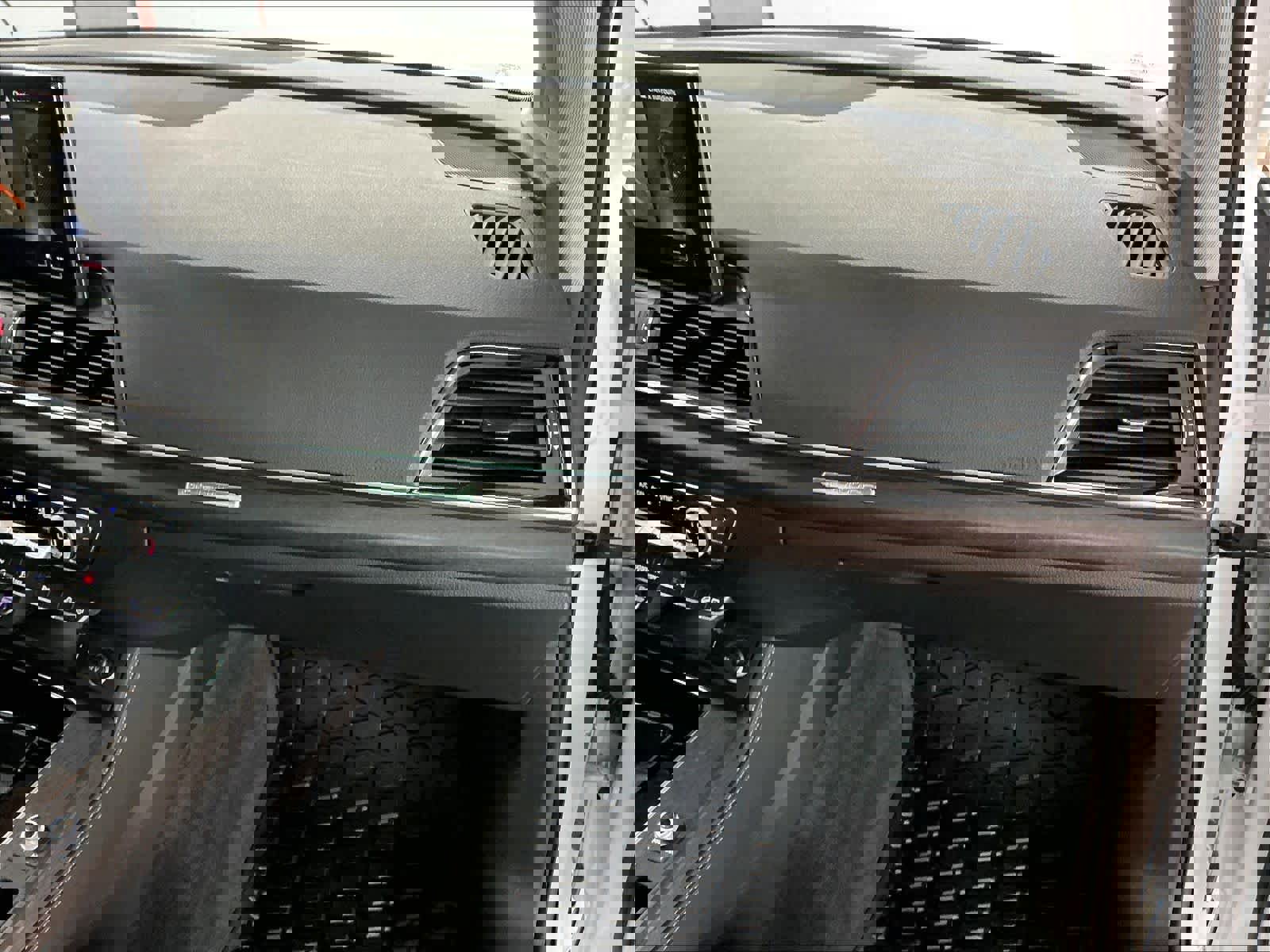 Certified 2023 Audi Q5 2.0T Premium Plus w/ Premium Plus Package image 16