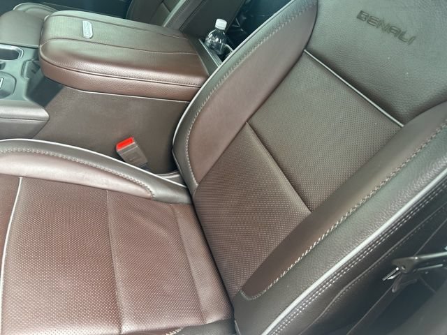 Used 2024 GMC Sierra 2500 Denali AWD/4WD image 6