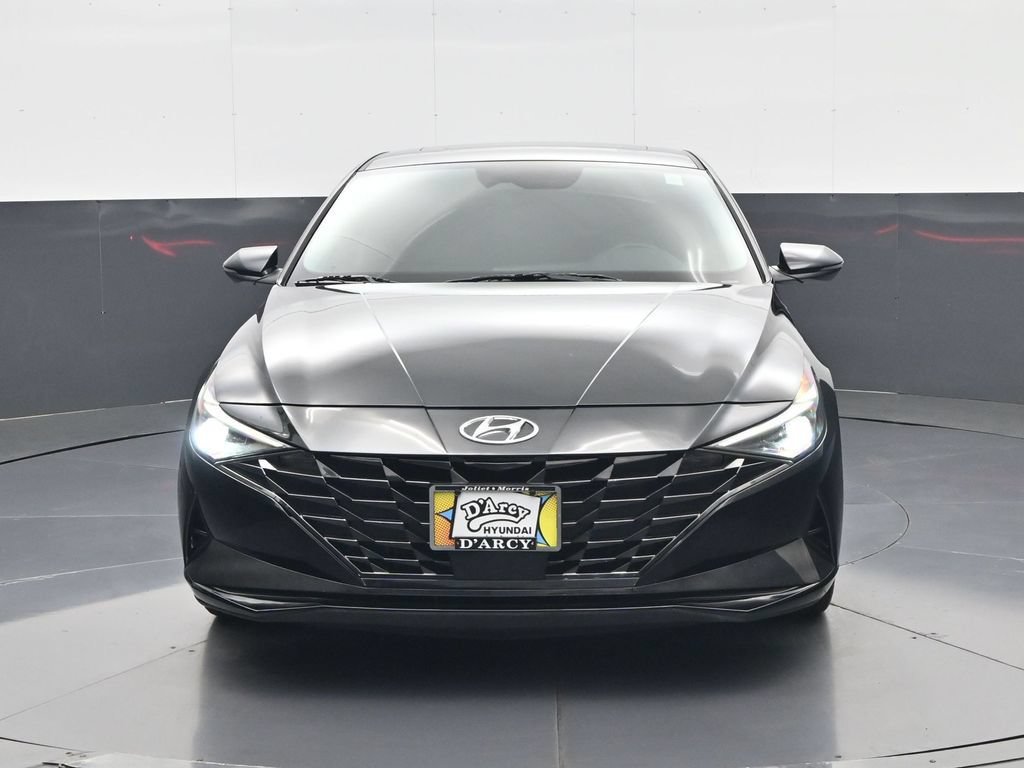 Used 2023 Hyundai Elantra Limited w/ Cargo Package FWD image 3