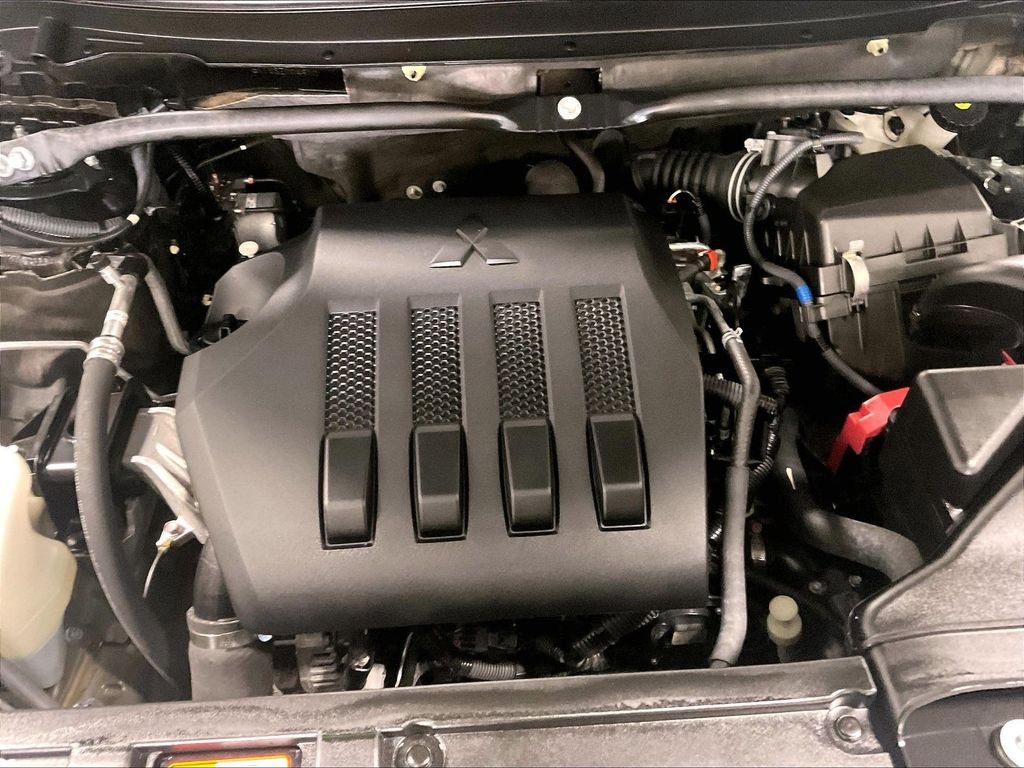 Used 2025 Mitsubishi Eclipse Cross SE AWD/4WD image 28
