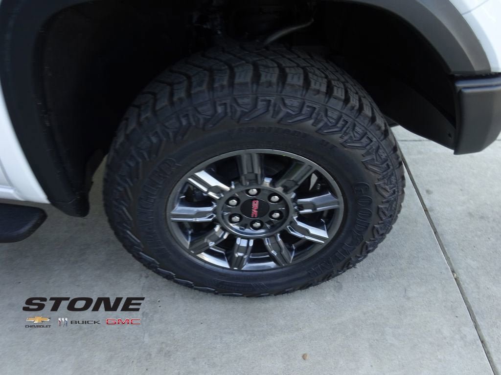 New 2026 GMC Sierra 1500 AT4X AWD/4WD image 13