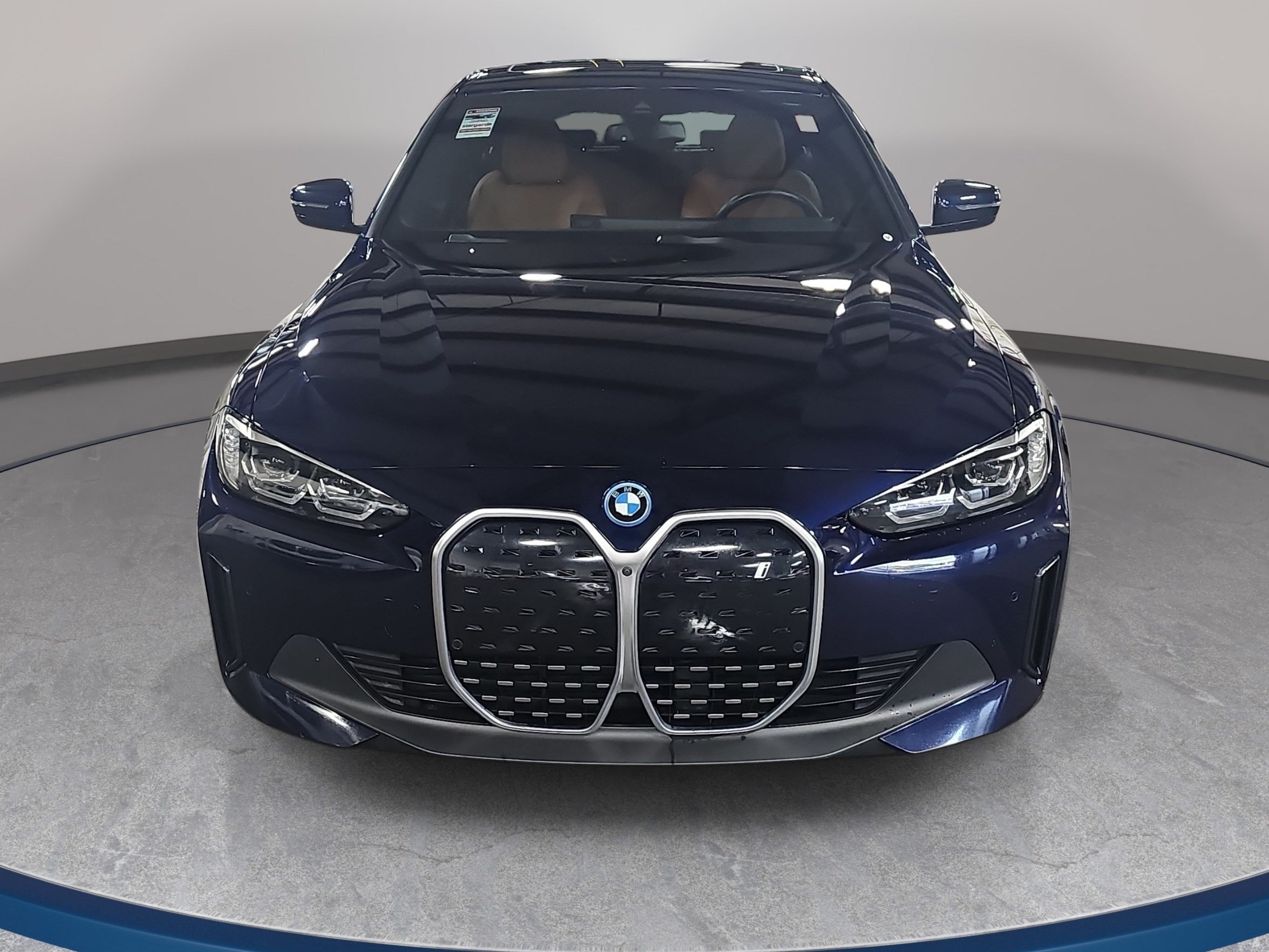 Used 2023 BMW i4 eDrive35 w/ Premium Package RWD image 2