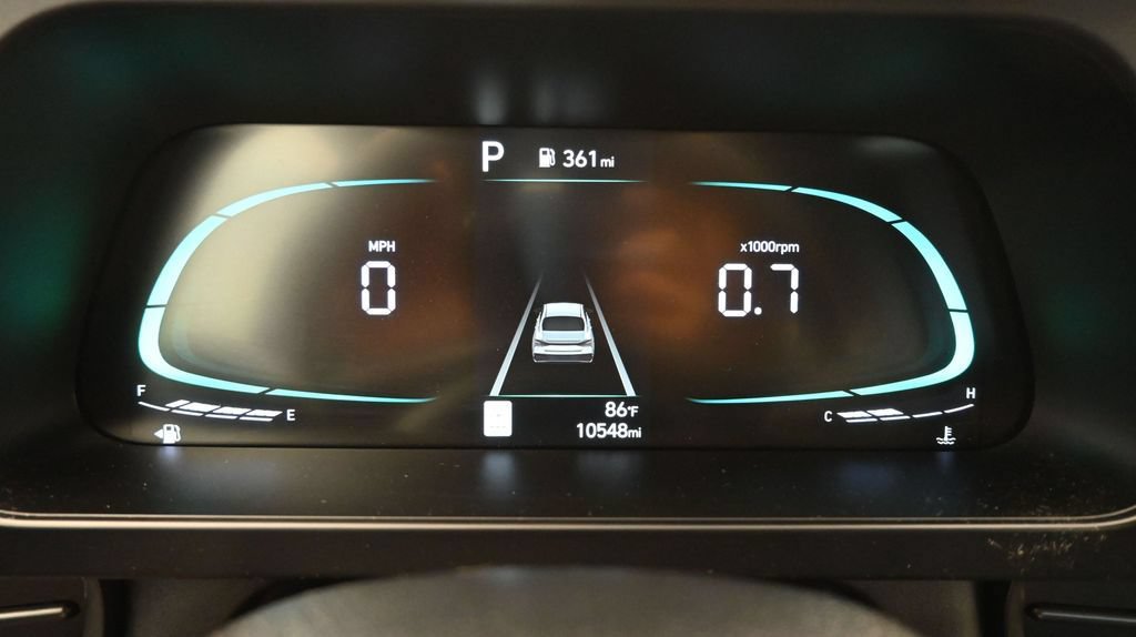 Certified 2025 Hyundai Elantra Sport FWD image 38