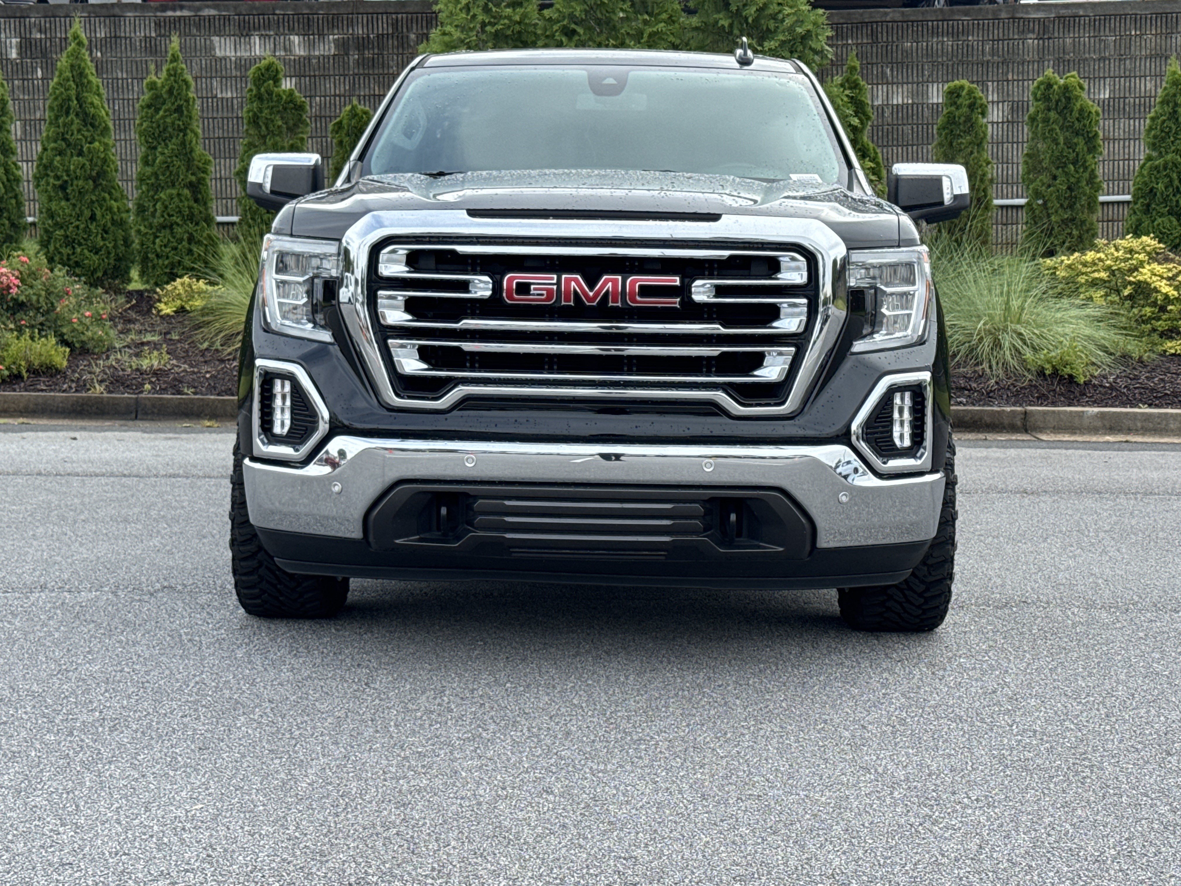 Used 2020 GMC Sierra 1500 SLT w/ SLT Premium Plus Package AWD/4WD image 3