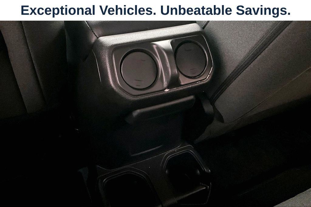 Used 2025 Jeep Wrangler Sport AWD/4WD image 30