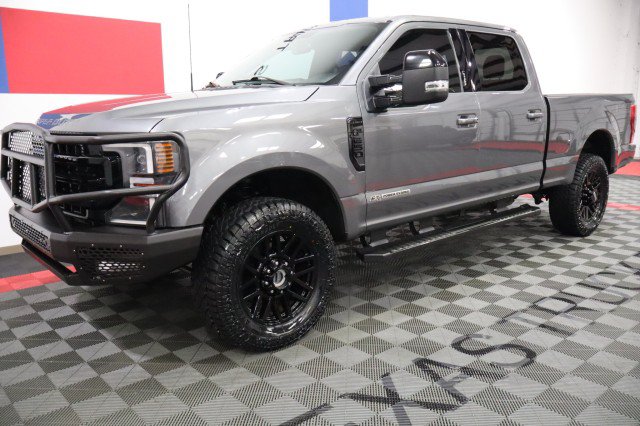 Used 2022 Ford F250 Lariat w/ Lariat Ultimate Package AWD/4WD image 2