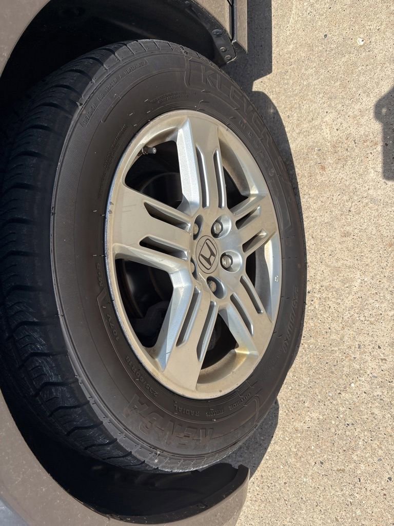 Used 2011 Honda Odyssey Touring Elite image 9