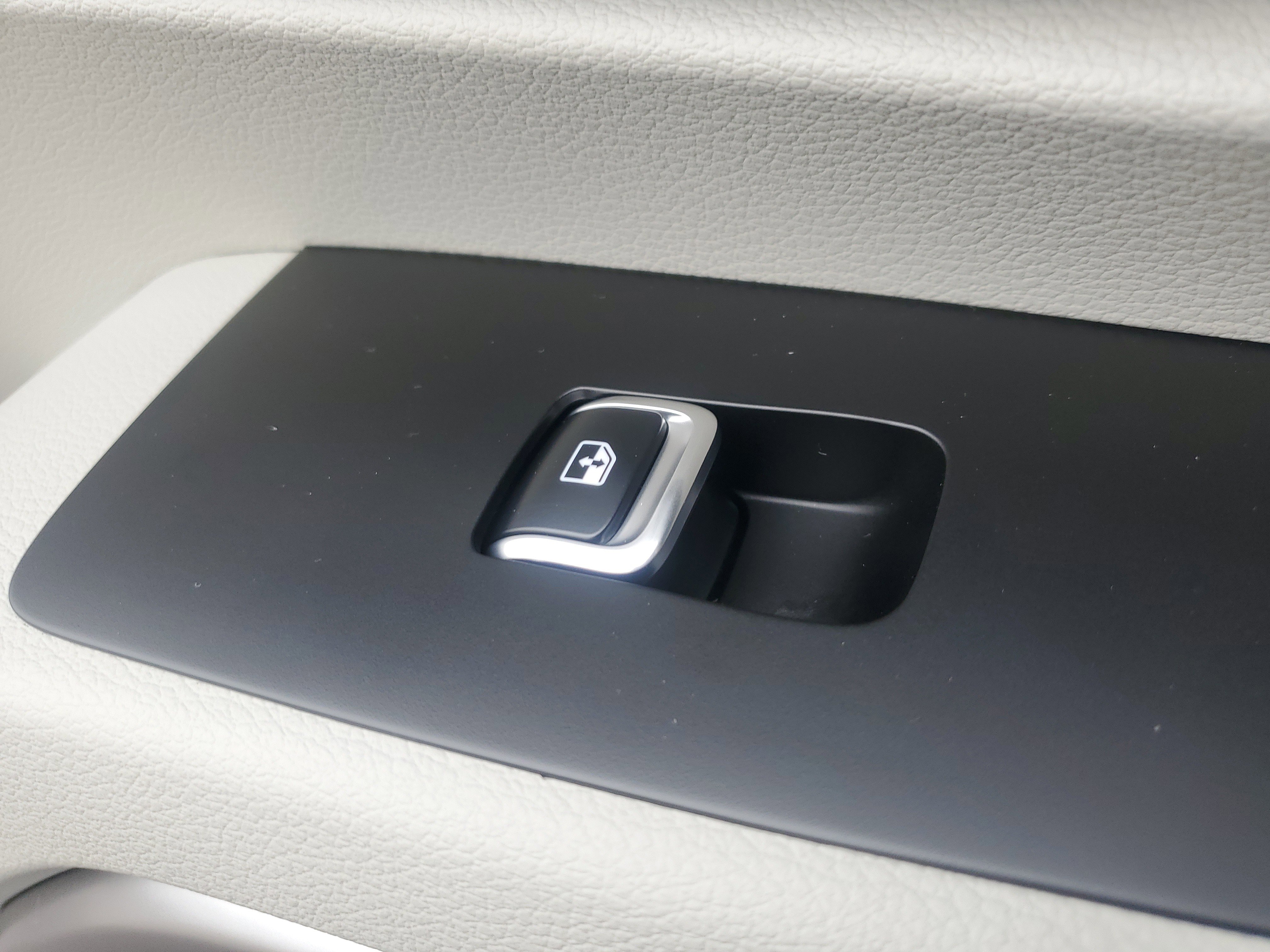 New 2025 Kia Telluride S image 15