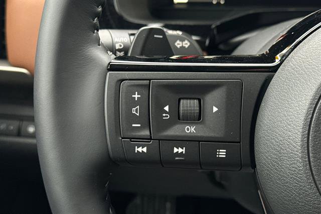 New 2025 Nissan Pathfinder Platinum image 28