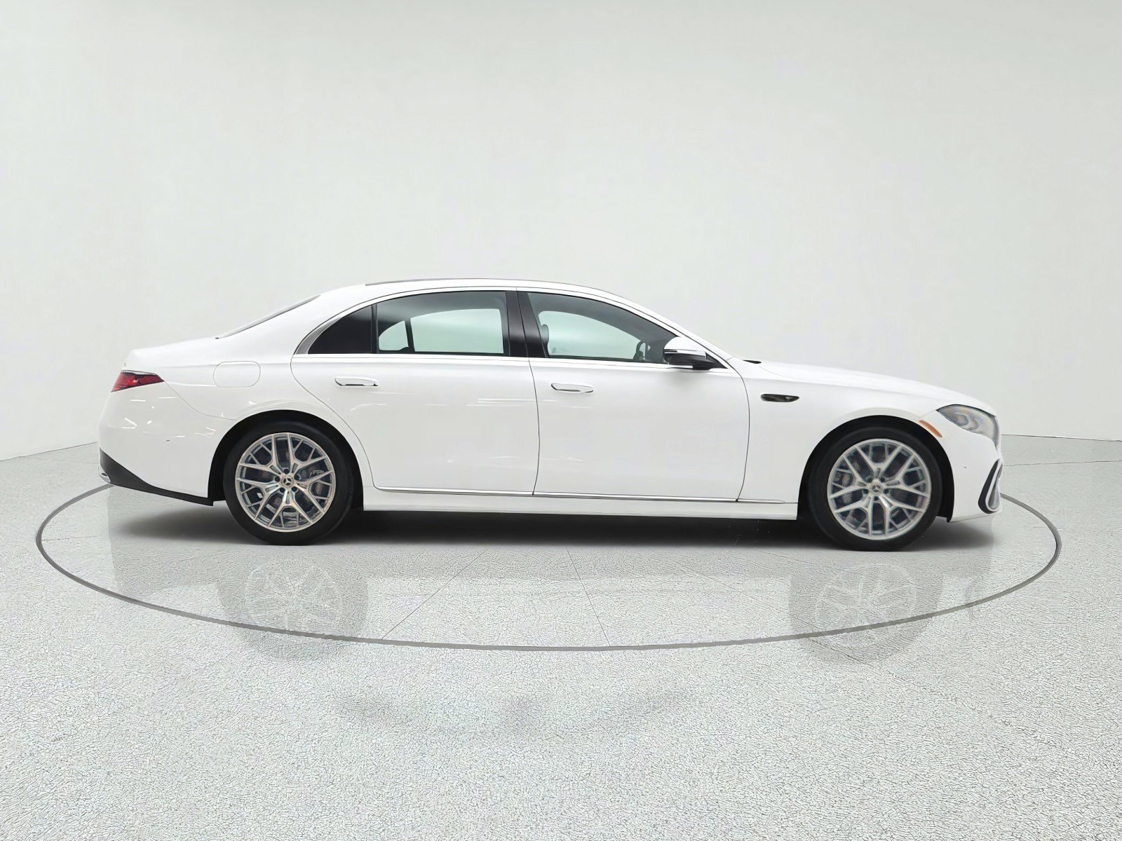 New 2027 Mercedes-Benz S 580 4MATIC Sedan image 4