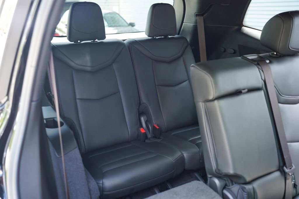 Used 2024 Cadillac XT6 Premium Luxury FWD image 28