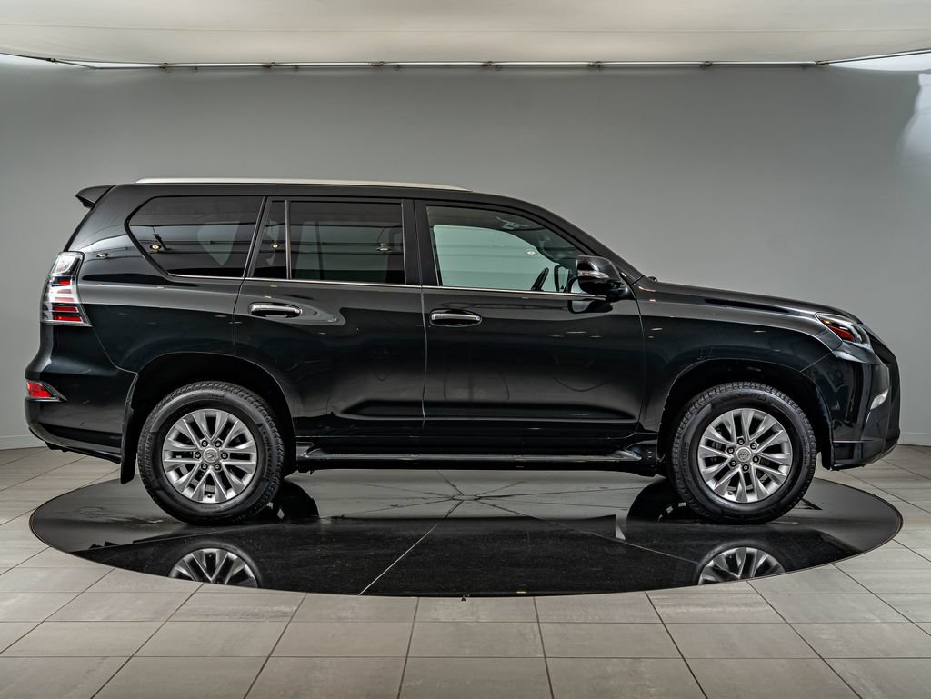 Certified 2023 Lexus GX 460 Premium w/ Premium Plus Package AWD/4WD image 4