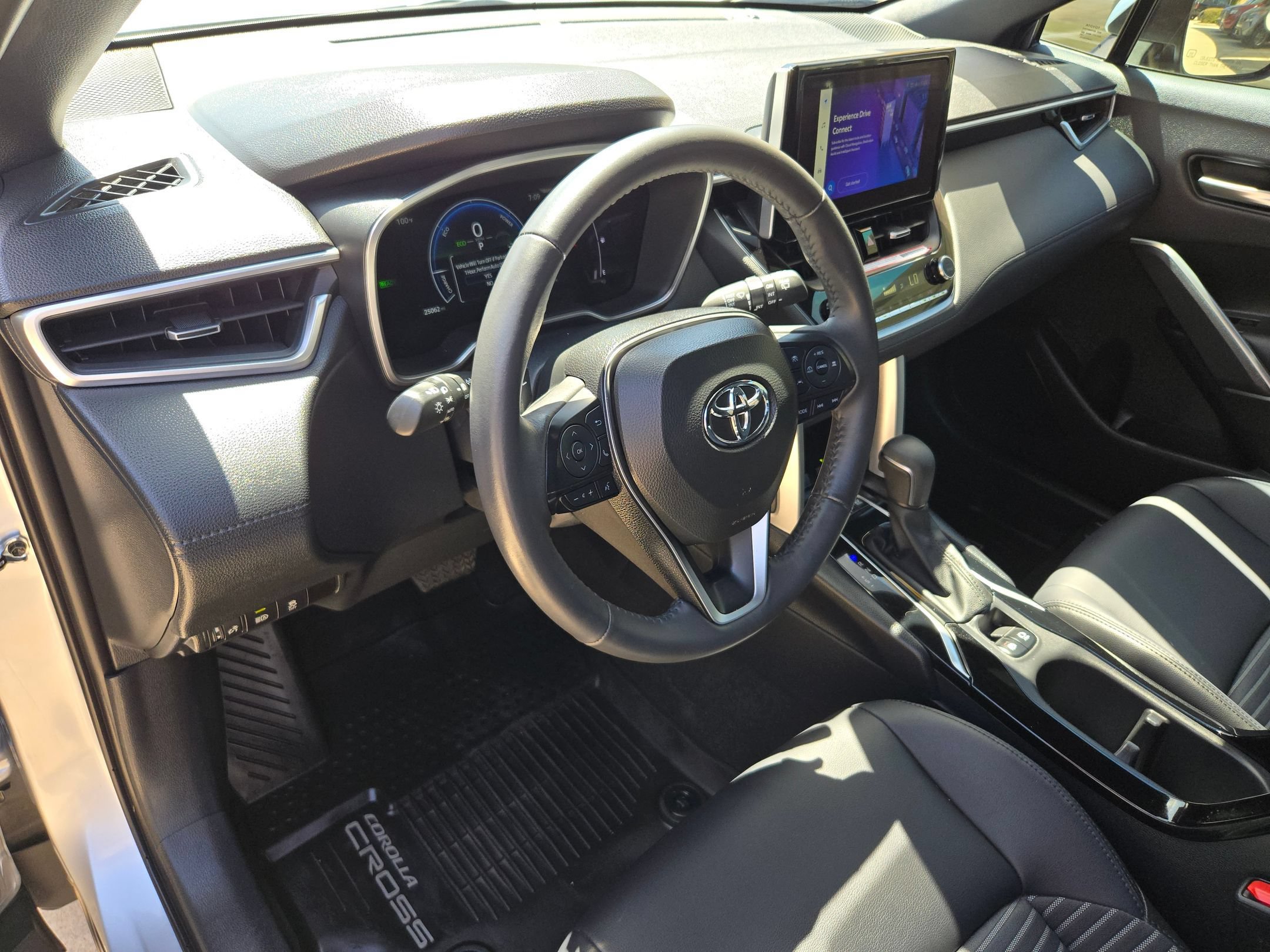 Used 2024 Toyota Corolla Cross AWD Hybrid w/ Convenience Package image 10