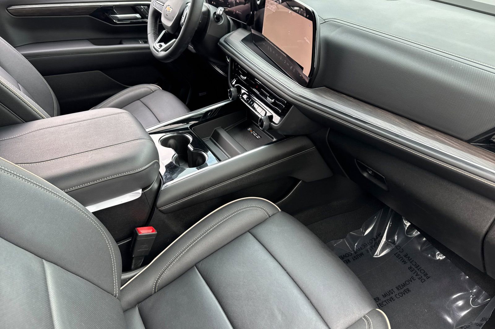 Used 2025 Chevrolet Tahoe Premier image 17