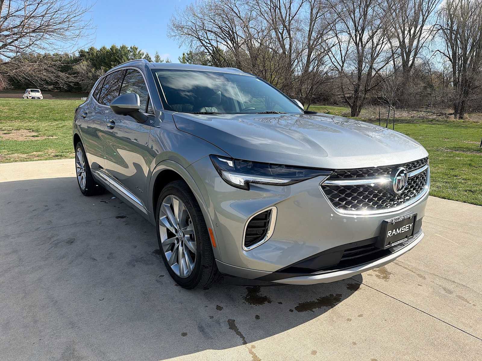 Used 2023 Buick Envision Avenir AWD/4WD image 8