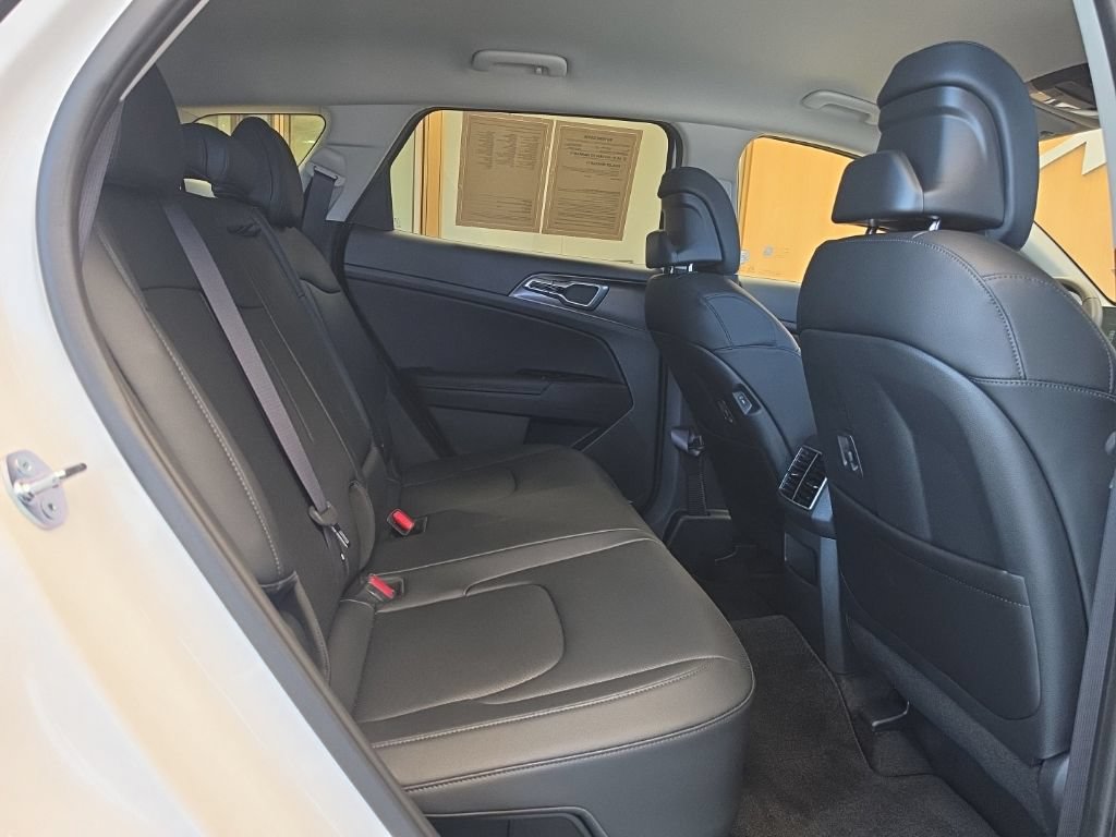 Certified 2025 Kia Sportage EX AWD/4WD image 41