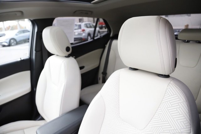 Used 2023 Buick Encore GX Essence w/ Advanced Technology Package image 14