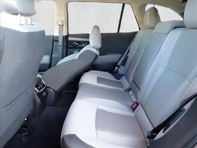 Certified 2025 Subaru Outback Premium AWD/4WD image 10