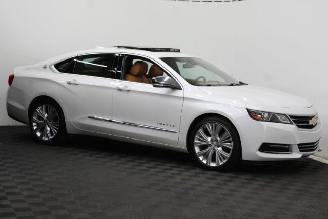 Used 2016 Chevrolet Impala LTZ w/ Enhanced Convenience Package FWD image 3