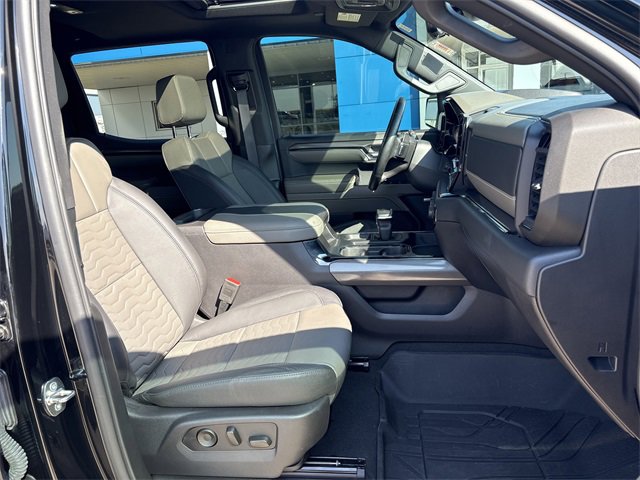 Used 2024 Chevrolet Silverado 1500 ZR2 w/ Technology Package image 20