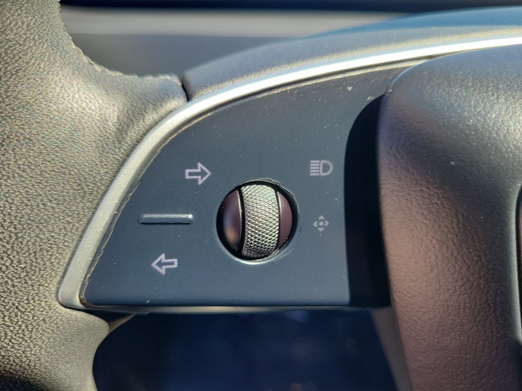 Used 2024 Tesla Model 3 Standard Range RWD image 19