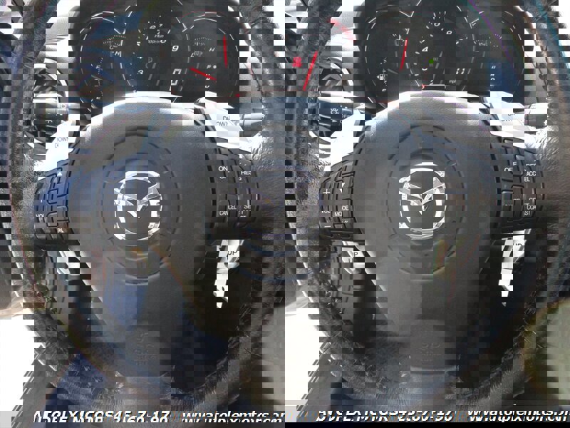 Used 2006 MAZDA RX-8 w/ Touring Pkg image 18