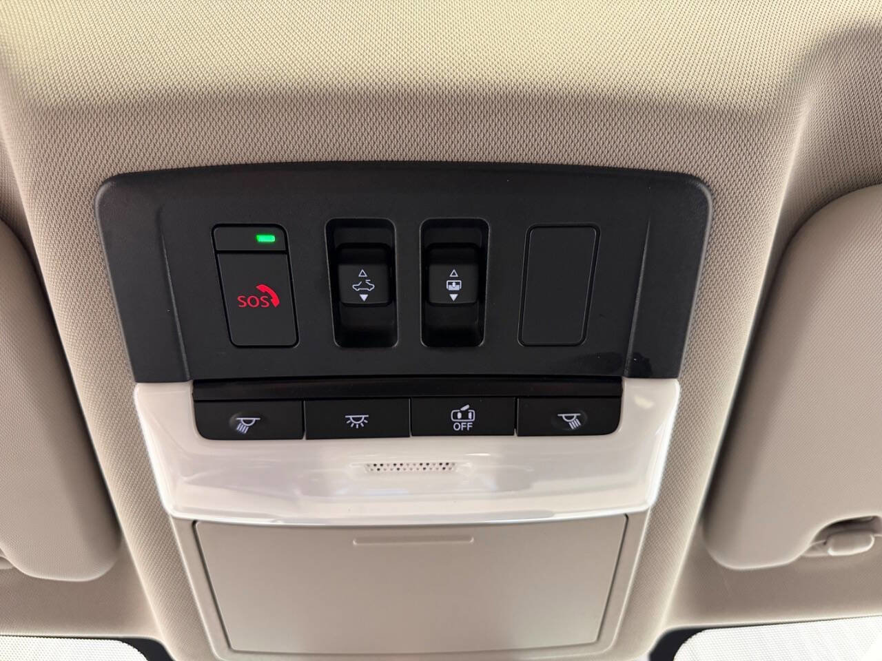 Used 2023 Nissan Rogue Platinum AWD/4WD image 24