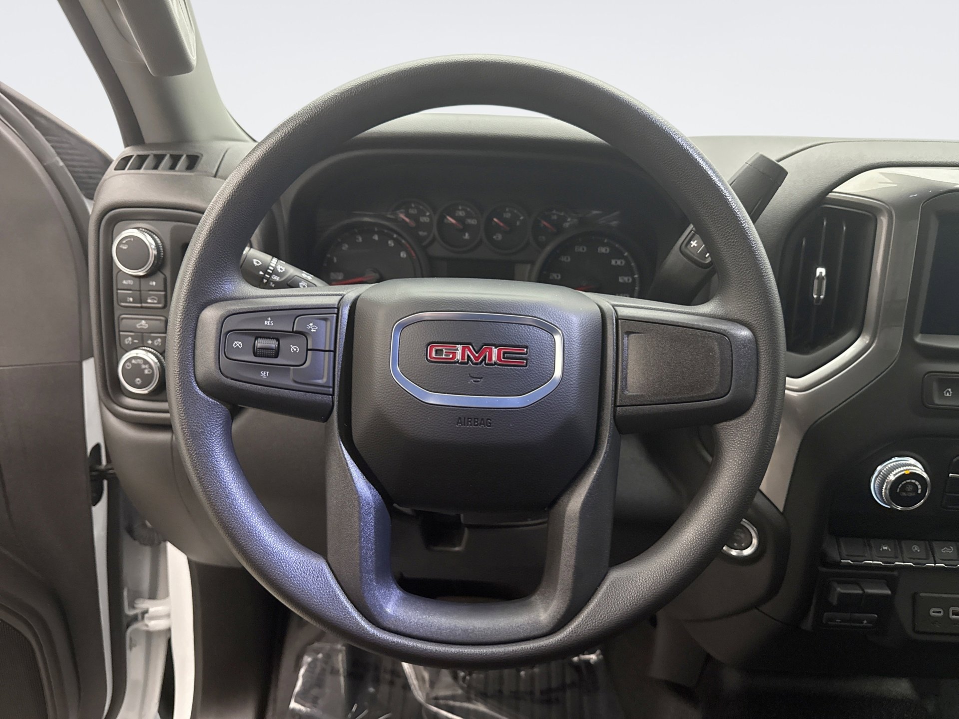 Used 2024 GMC Sierra 1500 Pro w/ Pro Value Package AWD/4WD image 12