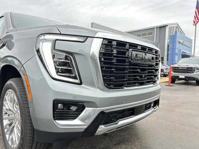 New 2027 GMC Yukon Denali w/ Denali Reserve Package AWD/4WD image 4
