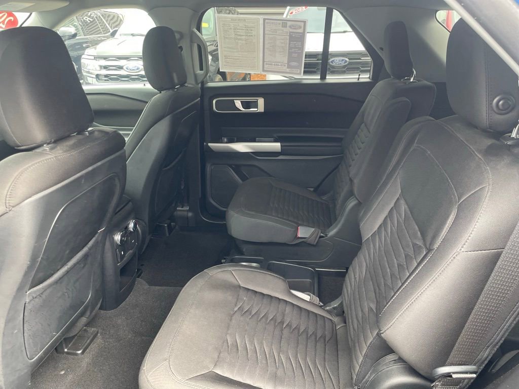 Used 2020 Ford Explorer XLT w/ Comfort Package image 10
