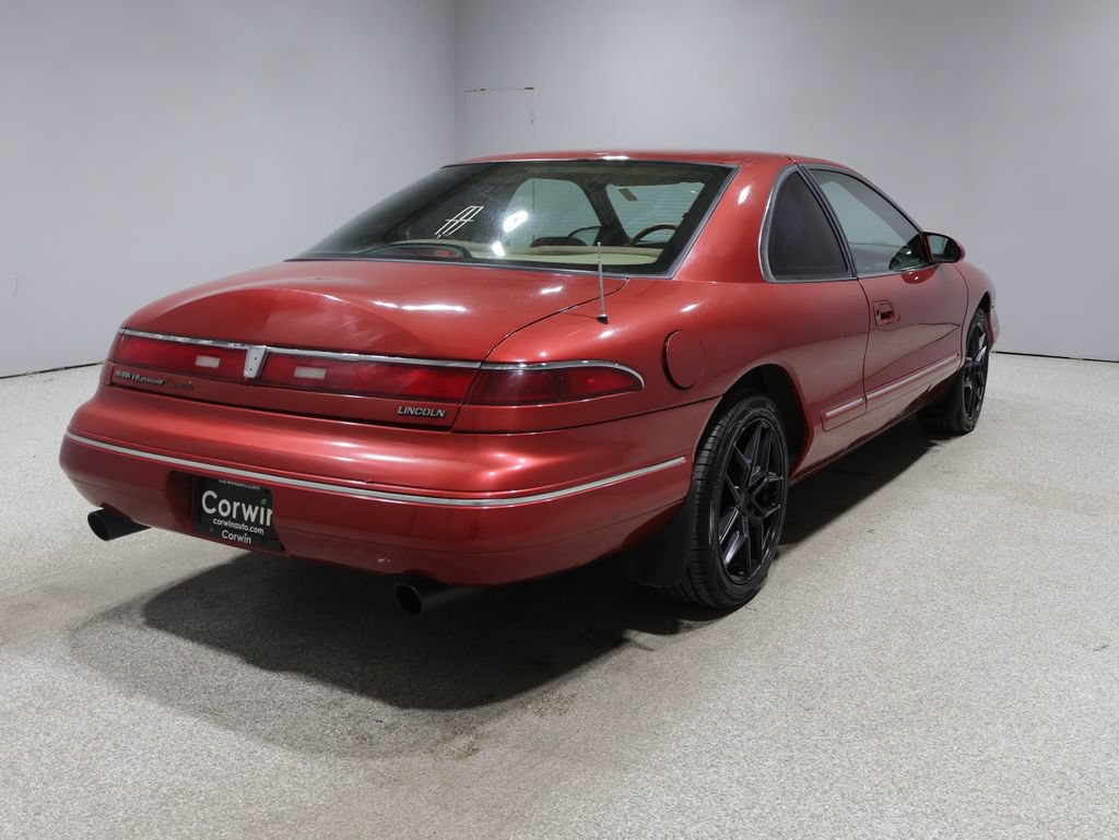 Used 1996 Lincoln Mark VIII RWD image 2