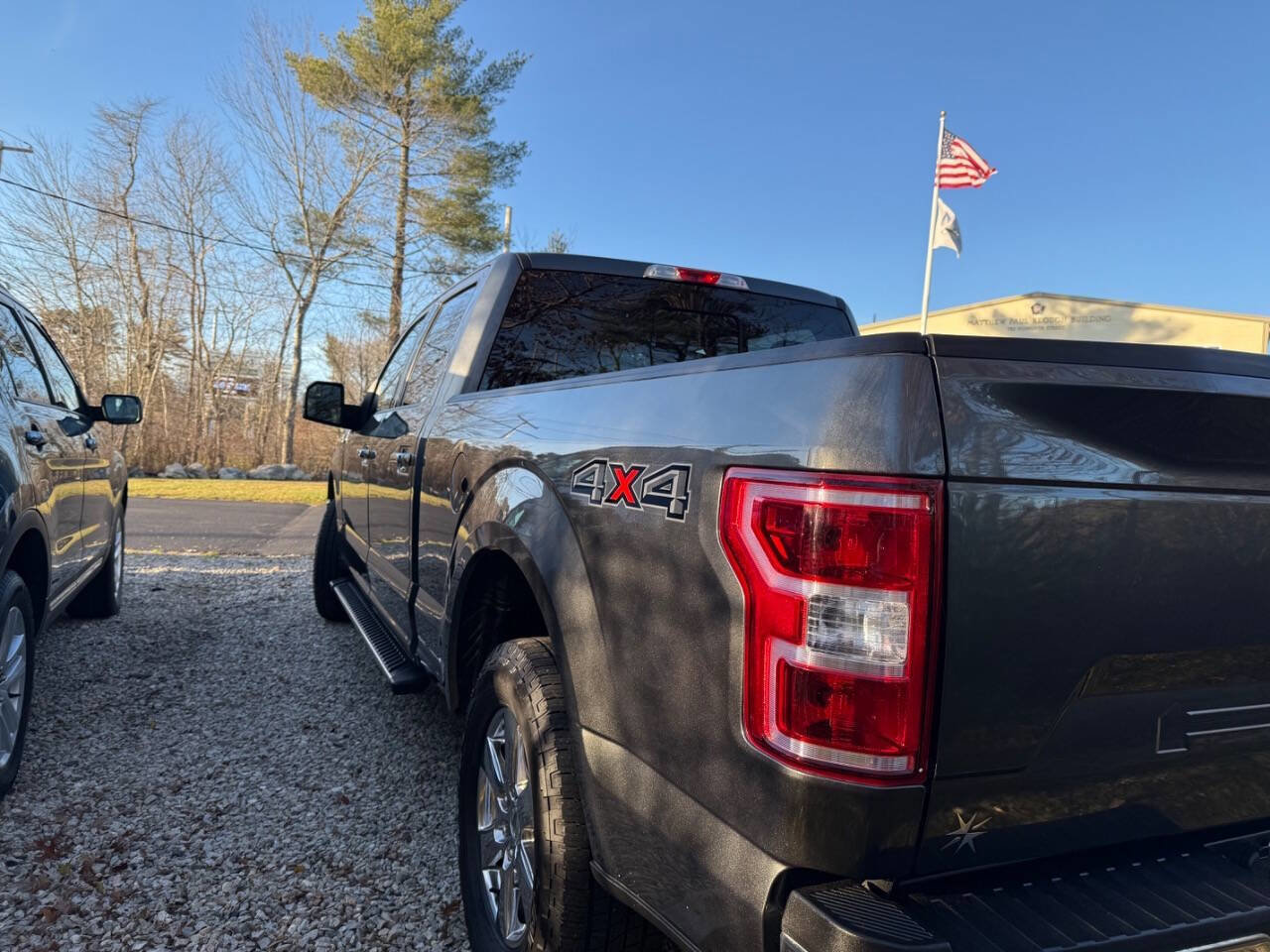 Used 2018 Ford F150 XLT w/ Equipment Group 302A Luxury image 6