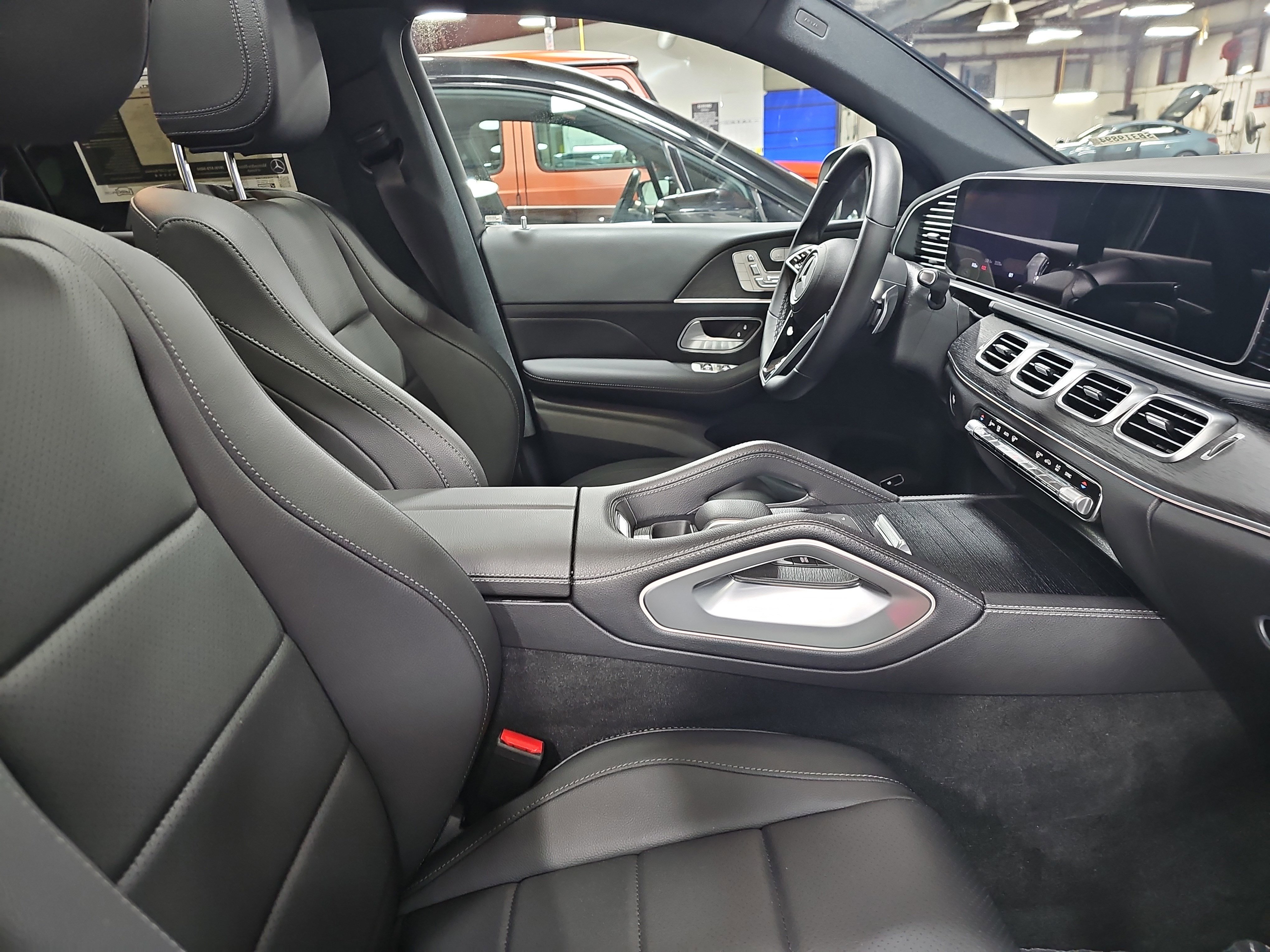 Certified 2025 Mercedes-Benz GLE 450 4MATIC Coupe image 11