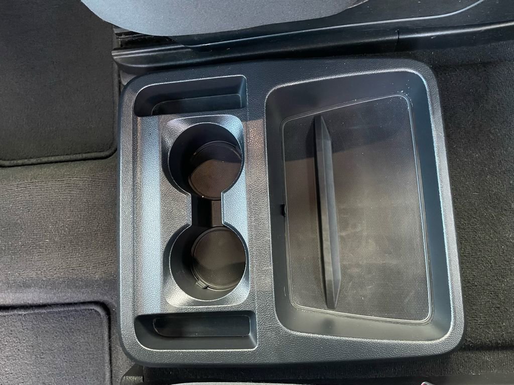 Used 2020 Ford Explorer XLT w/ Equipment Group 202A image 22