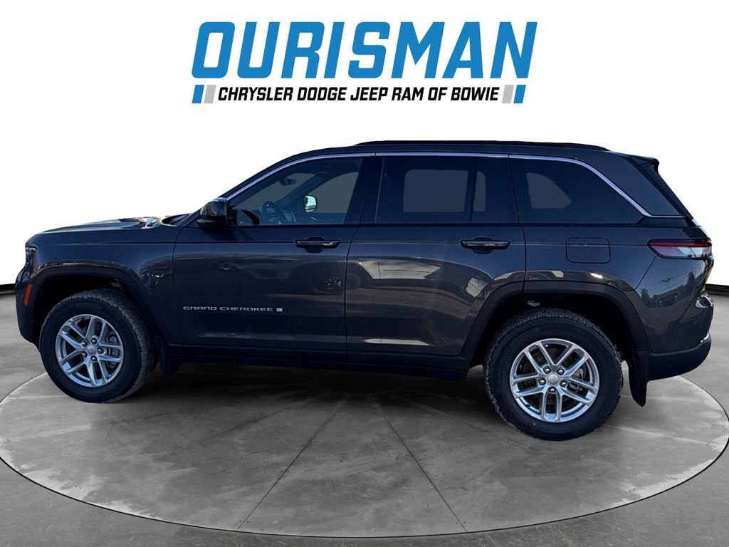 New 2025 Jeep Grand Cherokee Laredo X w/ Luxury Tech Group I image 3