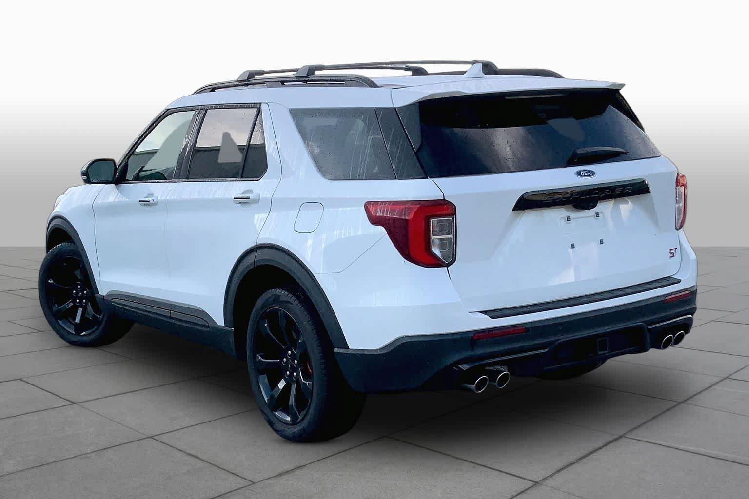 Used 2022 Ford Explorer ST w/ Equipment Group 401A AWD/4WD image 12