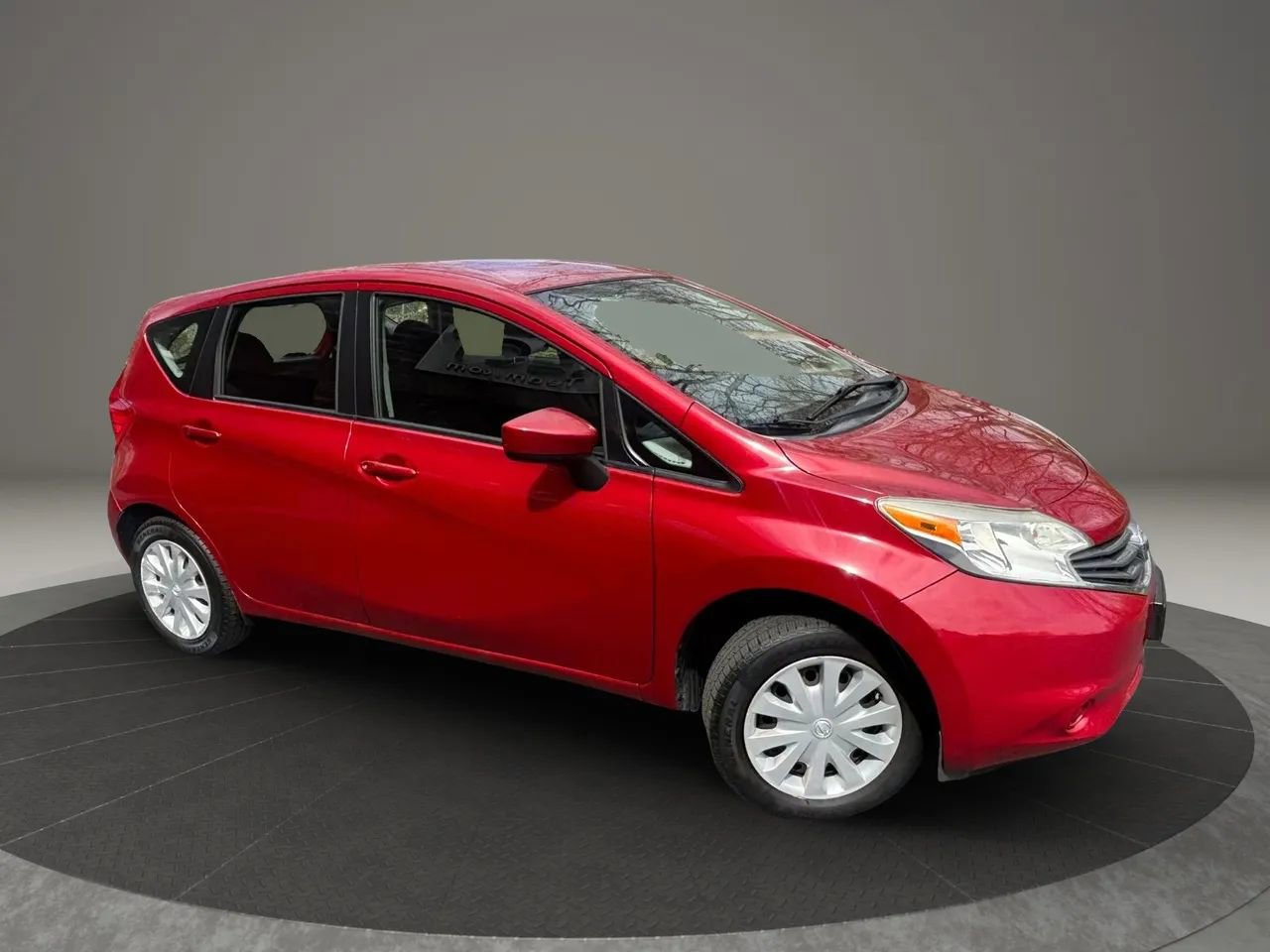 Used 2015 Nissan Versa Note S FWD image 29
