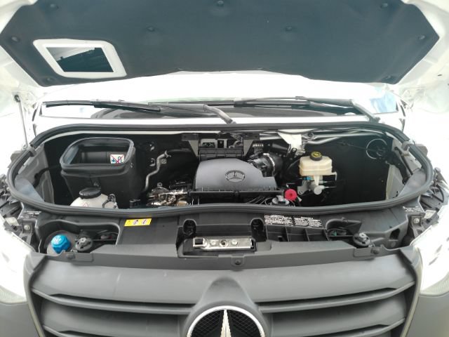 Used 2024 Mercedes-Benz Sprinter 2500 image 37