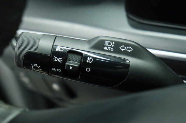 Used 2025 Kia K5 GT-Line w/ GT-Line Premium Package FWD image 13
