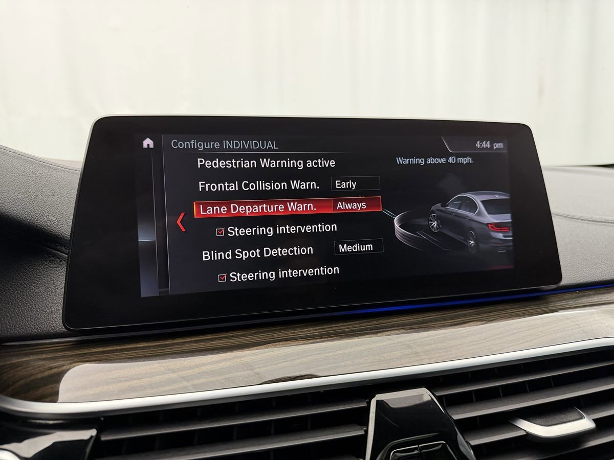 Used 2019 BMW M550i xDrive AWD/4WD image 21