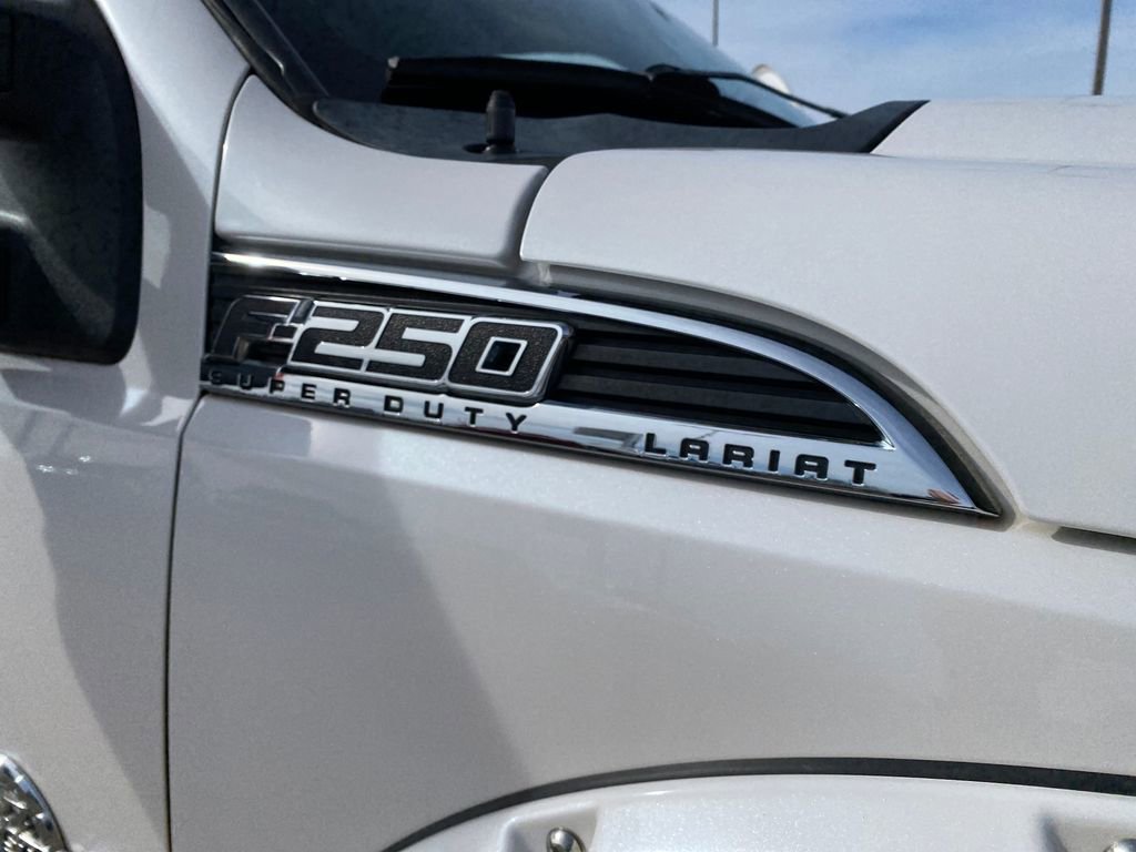 Used 2016 Ford F250 Platinum w/ FX4 Off-Road Package AWD/4WD image 33