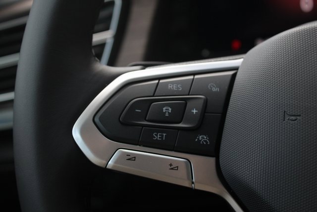 New 2025 Volkswagen Atlas SEL Premium R-Line image 11