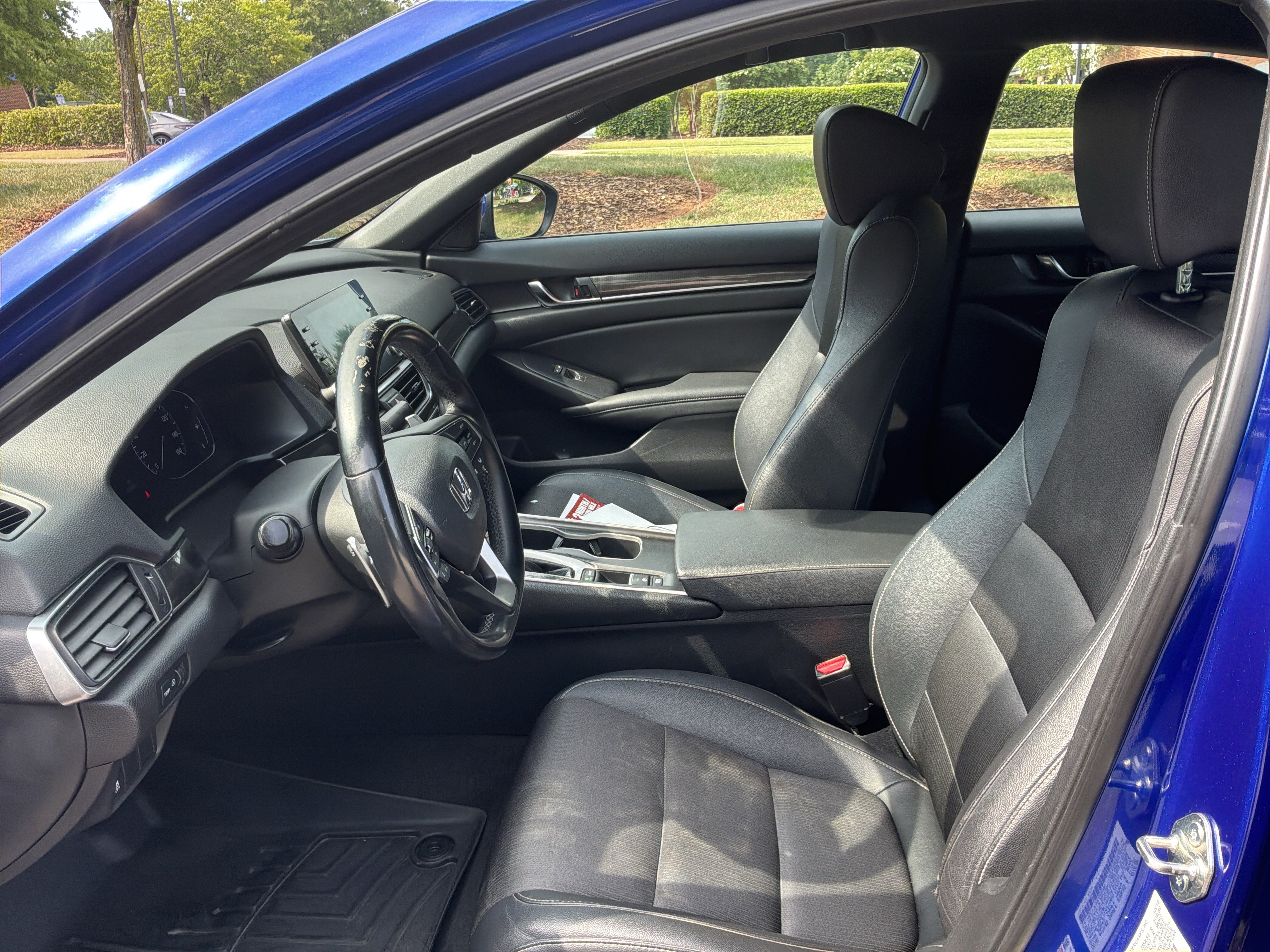 Used 2019 Honda Accord Sport image 16