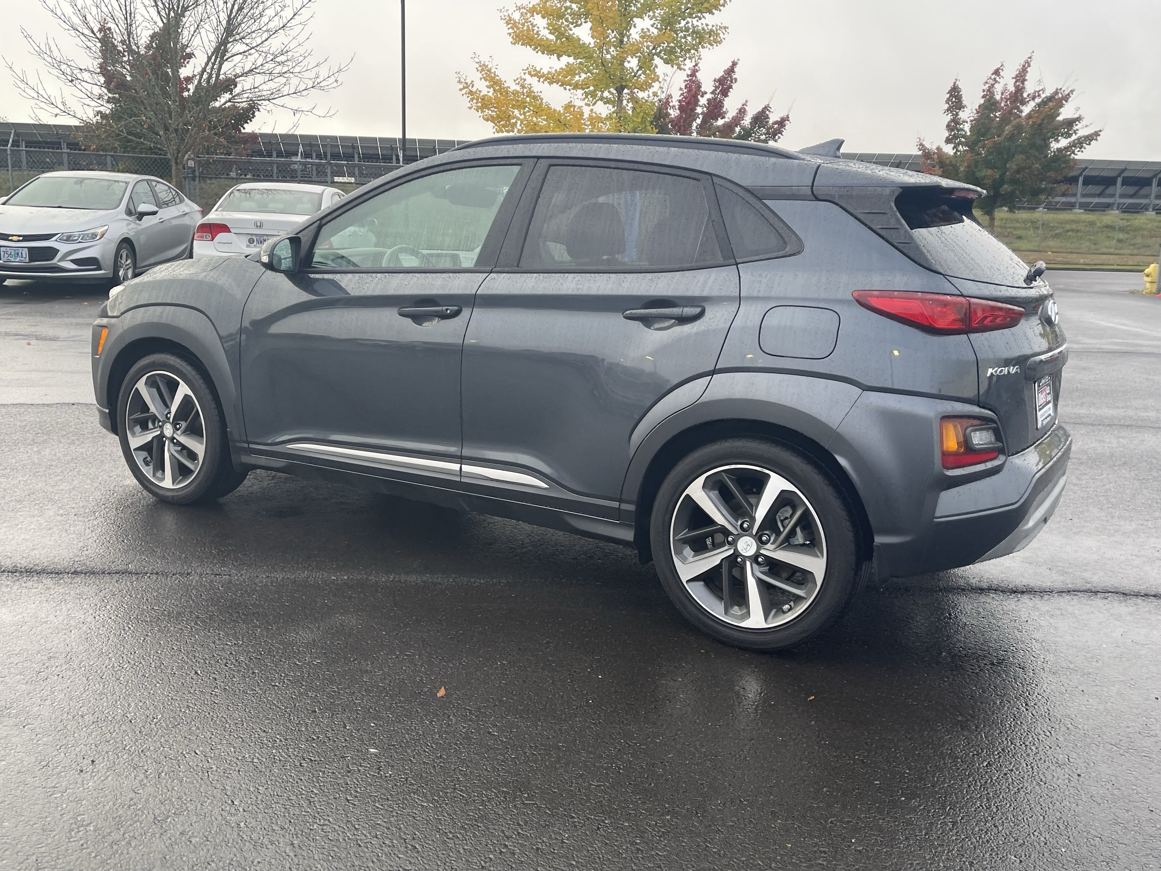 Used 2019 Hyundai Kona Limited FWD image 3