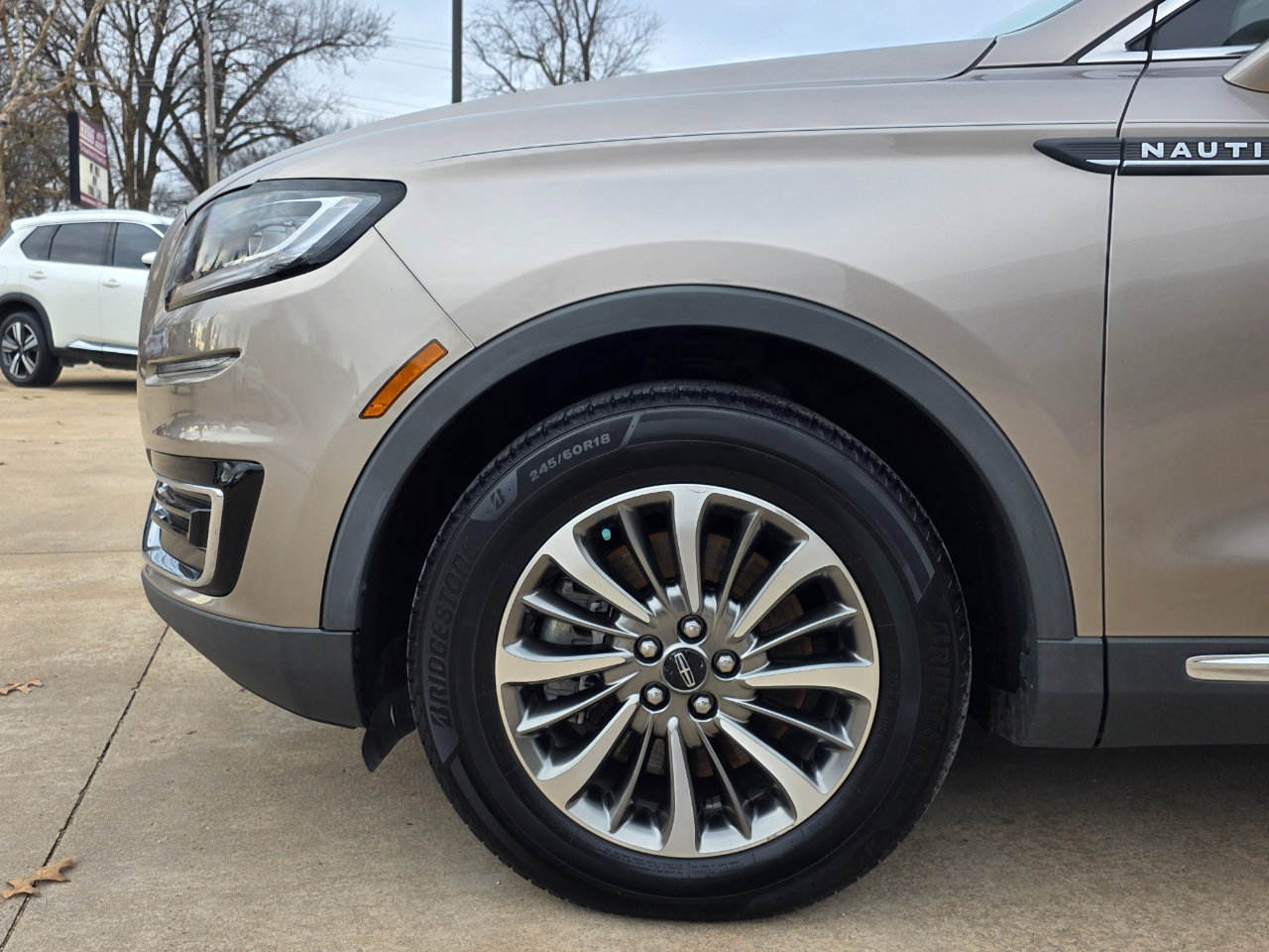 Used 2020 Lincoln Nautilus FWD w/ Equipment Group 101A image 28