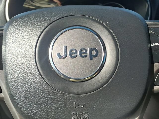 Certified 2020 Jeep Cherokee Latitude Plus w/ Cold Weather Group AWD/4WD image 26